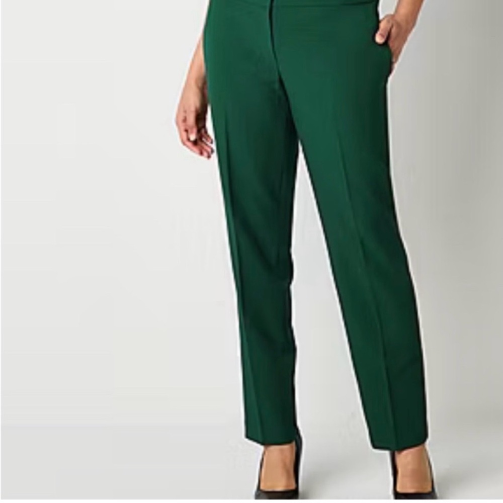 Pair of Evan picone trousers. BLACK.  8